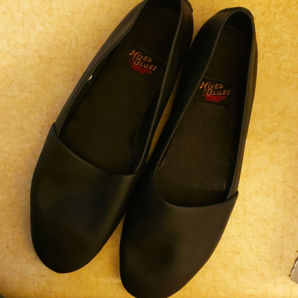 NEW Mixed Blues Flats